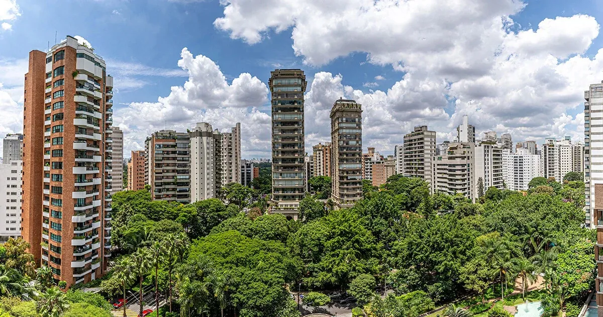 Comparativo Moema vs Vila Nova Conceicao — alto padrao Sao Paulo
