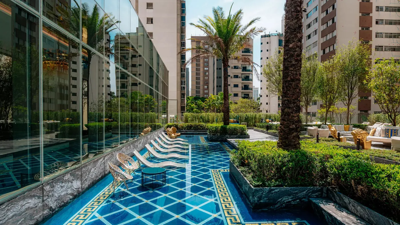 Villa Residence — Solarium